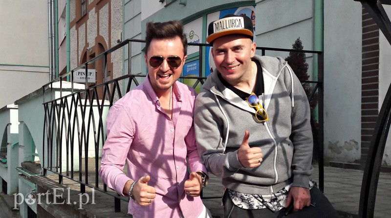 Elbląg, Mario Bischin (po lewej) i Łukasz Gesek, tuż przed wyjazdem do Stegny