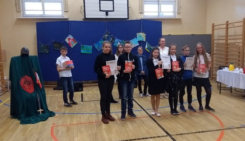 Elbląg, O legendach w SP 21