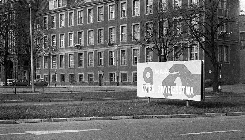 Elbląg, Na plakacie hasło z błędem, Elbląg, Na plakacie hasło z błędem,