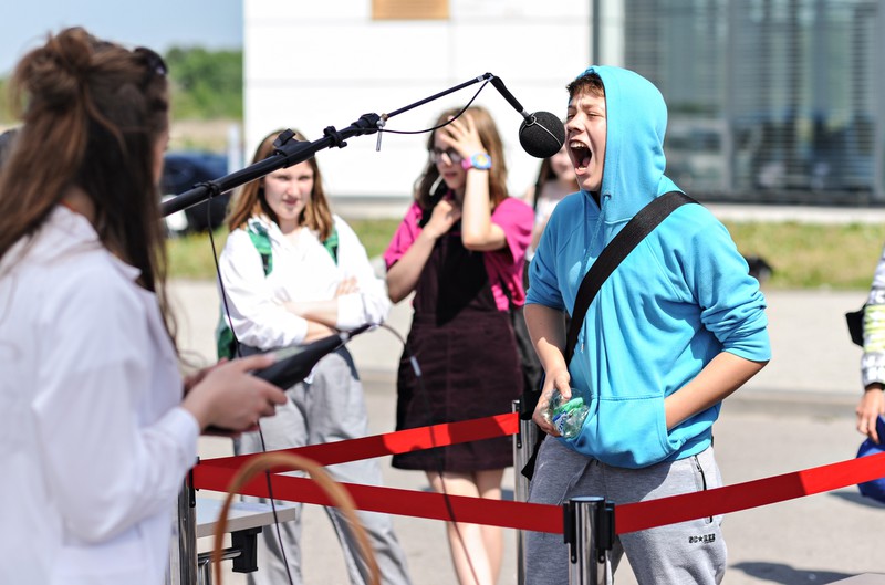 Elbląg, Dużo krzyku, błysków i grzmotów