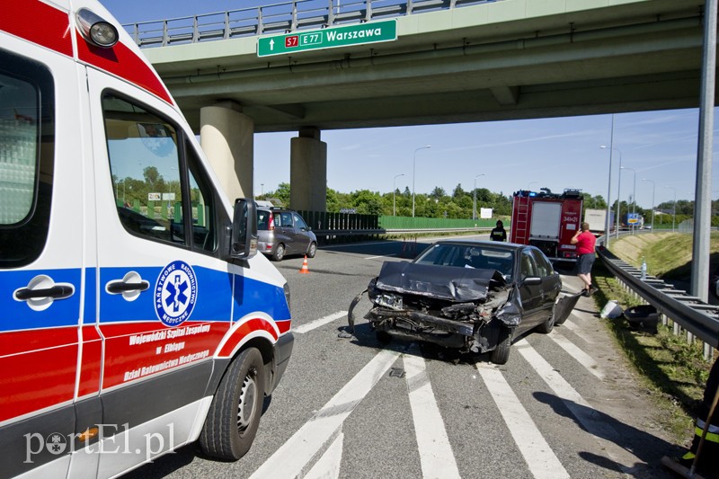 Elbląg, Groźna kolizja nissana z ciężarówką na S7