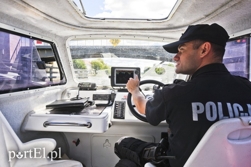 Elbląg, Mł. asp. Dominik Bieniek służbę na wodzie pełni już ósmy sezon