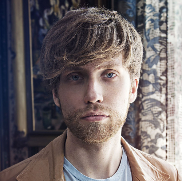 Elbląg, Kompozytorskie kulisy odsłania Nikola Kołodziejczyk