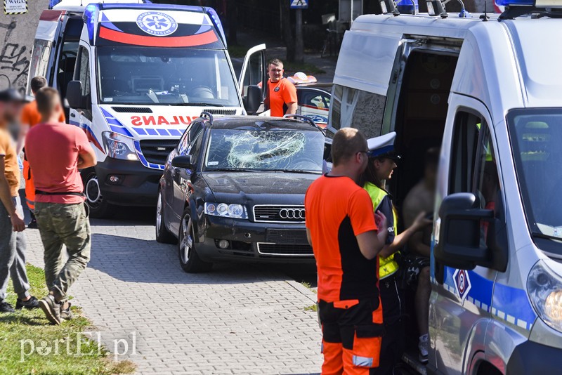 Elbląg, Rowerzysta wjechał wprost pod audi