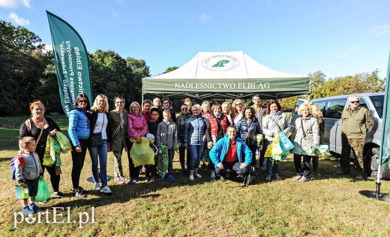 Elbląg, W Bażantarni śmieci niestety nie brakuje Elbląg, W Bażantarni śmieci niestety nie brakuje
