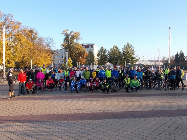 Elbląg, Rowerzyści kręcili niepodległościowe kilometry Elbląg, Rowerzyści kręcili niepodległościowe kilometry