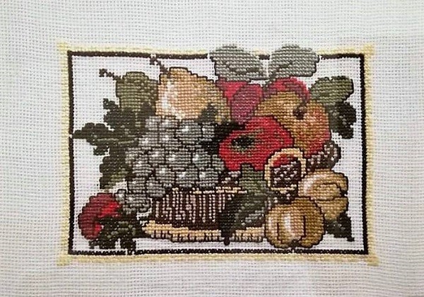 Elbląg, „Natura w hafcie zaklęta” - wystawa w filii nr 3 Elbląg, „Natura w hafcie zaklęta” - wystawa w filii nr 3