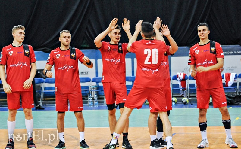 Elbląg, Dwa mecze Meblarzy