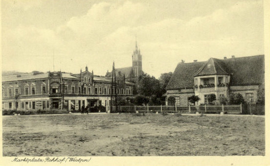 Elbląg, Rynek i kościół św. Rodziny w Ryjewie przed wojną