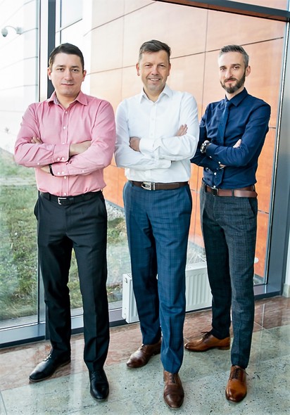 Od lewej: Julian Dzierżanowski, Jarosław Kraiński i Łukasz Wojtaś Od lewej: Julian Dzierżanowski, Jarosław Kraiński i Łukasz Wojtaś