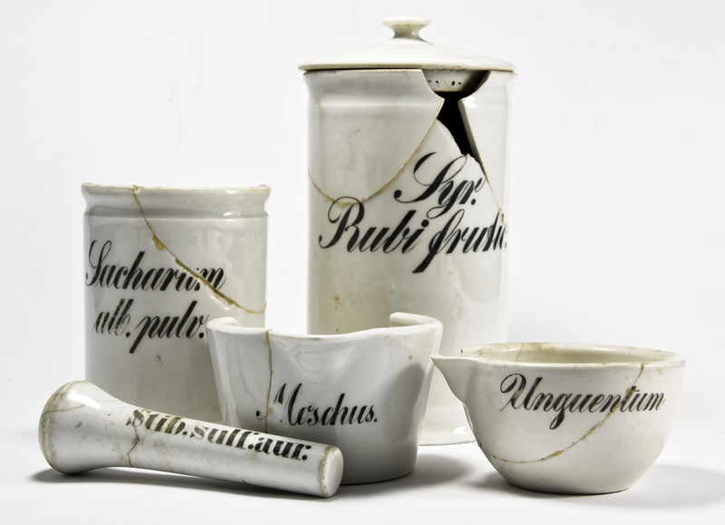 Elbląg, Porcelanowe naczynia apteczne  (Historia jednego przedmiotu cz. 170)