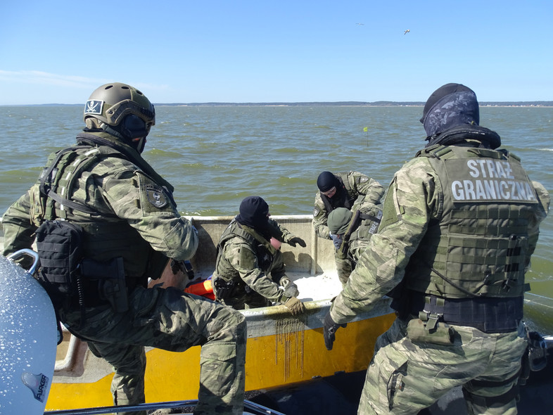 Elbląg, Wypłynęli na zalew... z procentami