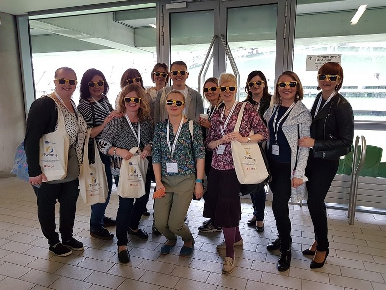 Elbląg, Jedenastka na konferencji w Dublinie