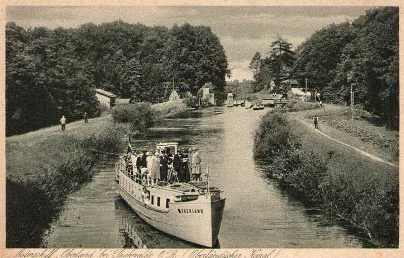 Elbląg, Statek na Kanale Elbląskim. Zdjęcie przedwojenne Elbląg, Statek na Kanale Elbląskim. Zdjęcie przedwojenne