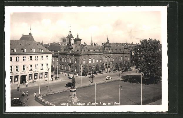 Elbląg, Dawno temu w Elblągu.... ukarano kierowcę za jazdę po chodniku Elbląg, Dawno temu w Elblągu.... ukarano kierowcę za jazdę po chodniku
