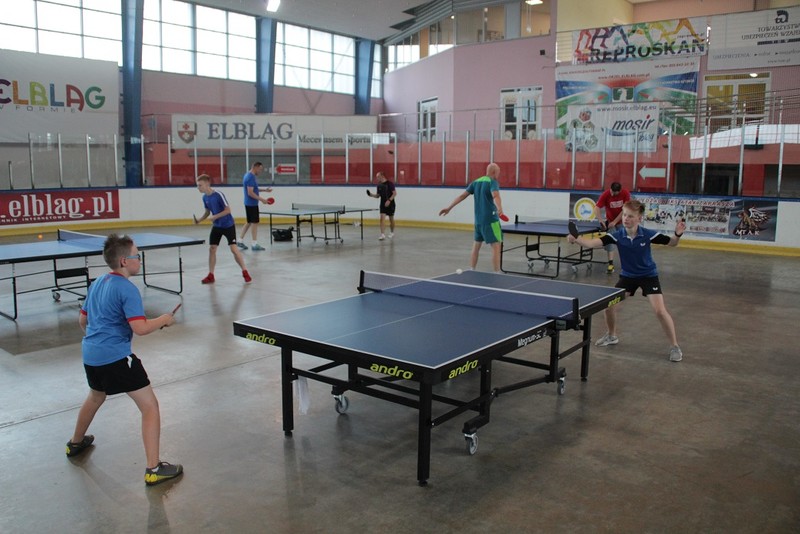 Elbląg, Turniej tenisa stołowego na lodowisku
