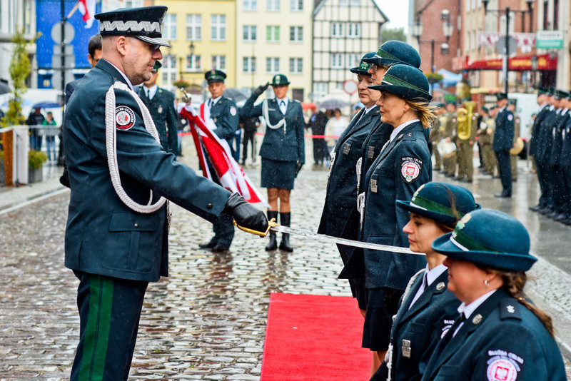 Elbląg, Pilnują budżetu, by "nie przeciekał"