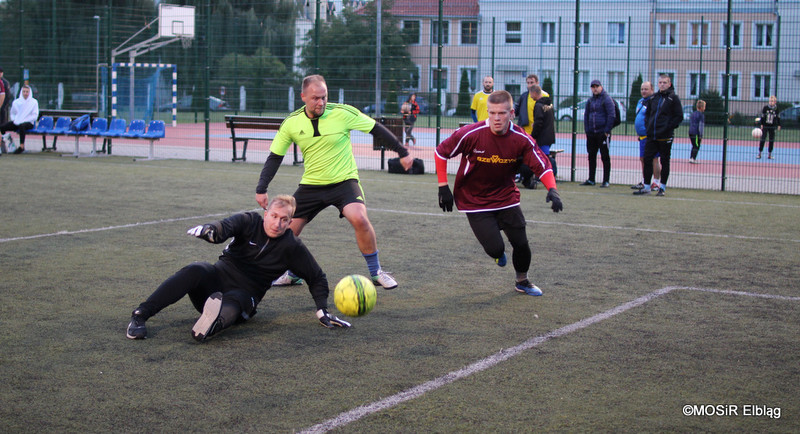 Elbląg, Ruszyła piłkarska liga MOSiR