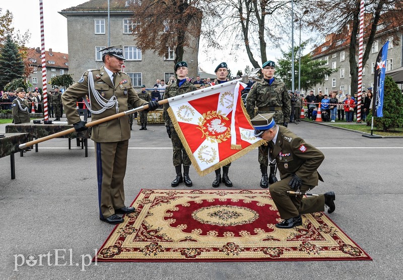 Elbląg, Nie ma jednostki wojskowej bez sztandaru