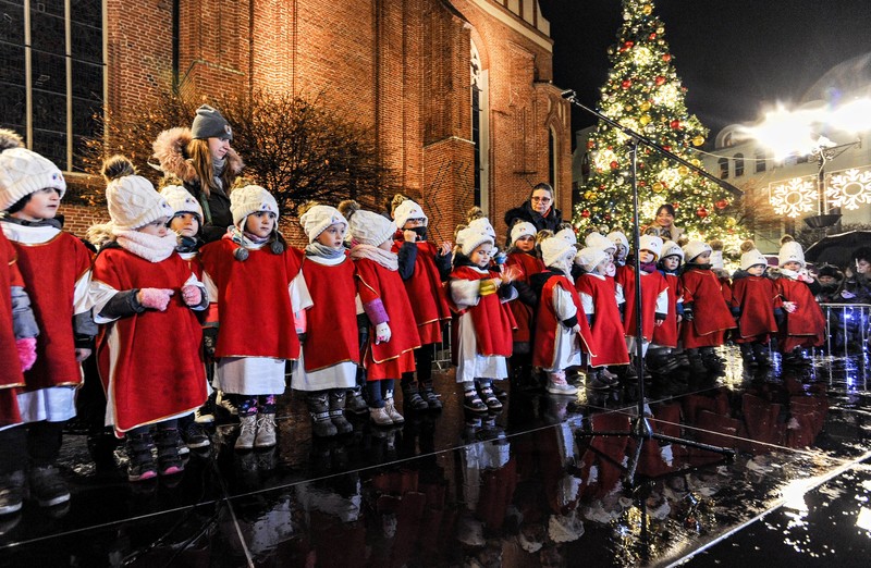 Elbląg, Na scenie wystąpiły dzieci z przedszkola bł. Franciszki Siedliskiej Elbląg, Na scenie wystąpiły dzieci z przedszkola bł. Franciszki Siedliskiej