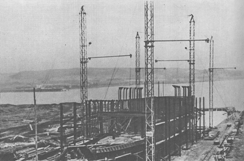 Elbląg, Olza na pochylni, wykonana w Stoczni Gdynia. 1938 albo 1939r. Zdjęcie opublikowane w: praca zbiorowa: "Historia budownictwa okrętowego na wybrzeżu Gdańskim", Wyd. Morskie, Gdańsk 1972r. (źródło: domena publiczna, Wikimedia Commons) Elbląg, Olza na pochylni, wykonana w Stoczni Gdynia. 1938 albo 1939r. Zdjęcie opublikowane w: praca zbiorowa: "Historia budownictwa okrętowego na wybrzeżu Gdańskim", Wyd. Morskie, Gdańsk 1972r. (źródło: domena publiczna, Wikimedia Commons)