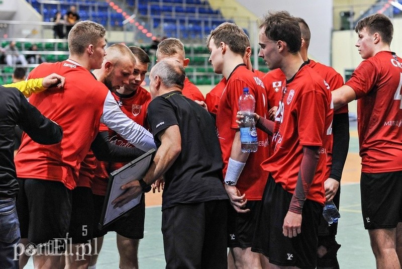 Elbląg, Nie pozwolić Sokołowi rozwinąć skrzydeł