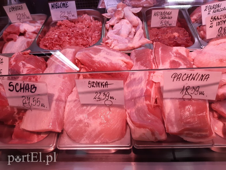 Elbląg, Skrzydełka za 9 zł, mielone po 22 zł. „Ceny żywności są kosmiczne” Elbląg, Skrzydełka za 9 zł, mielone po 22 zł. „Ceny żywności są kosmiczne”