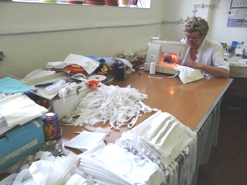 Elbląg, Szpitale potrzebują maseczek. Akcja szycia trwa Elbląg, Szpitale potrzebują maseczek. Akcja szycia trwa