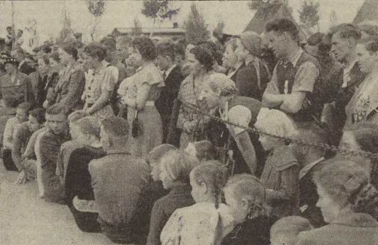 Elbląg, Dawno temu w Elblągu... mieszkańcy wybrali się na imprezę do Suchacza Elbląg, Dawno temu w Elblągu... mieszkańcy wybrali się na imprezę do Suchacza