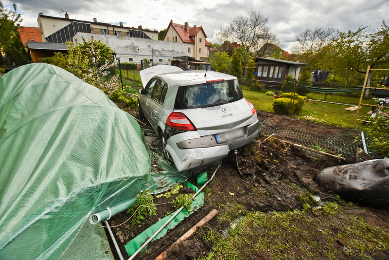 Elbląg, Wypadek w Tolkmicku. Mężczyzna zasłabł za kierownicą