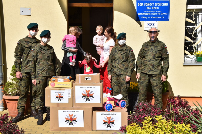 Elbląg, Logistycy podarowali radość dzieciom