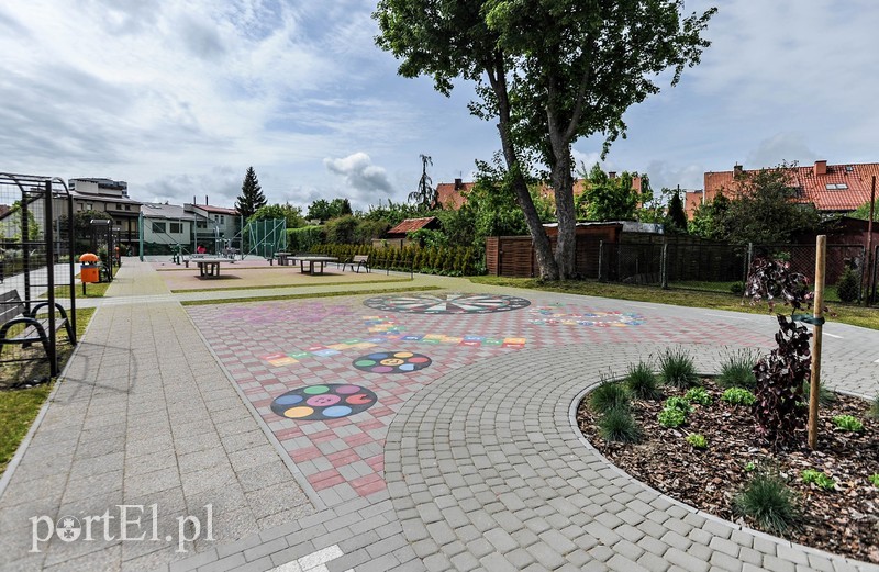 Elbląg, Plac zabaw przy ul. Żeglarskiej Elbląg, Plac zabaw przy ul. Żeglarskiej