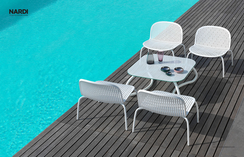 Jakie meble ogrodowe wybrać? Jakie meble ogrodowe wybrać?