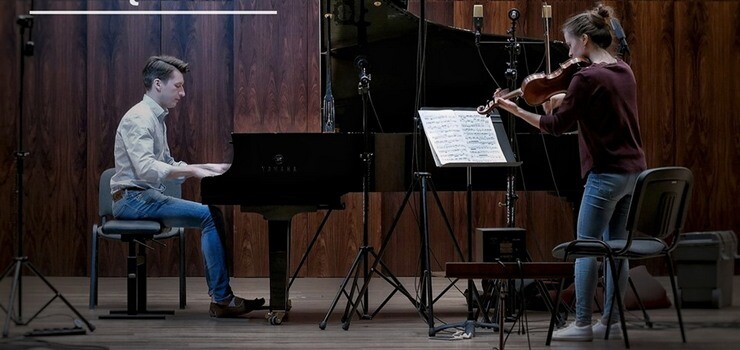 Elbląg, Recital spod smyczka i klawiszy - Karolina Nowotczyńska & Łukasz Chrzęszczyk