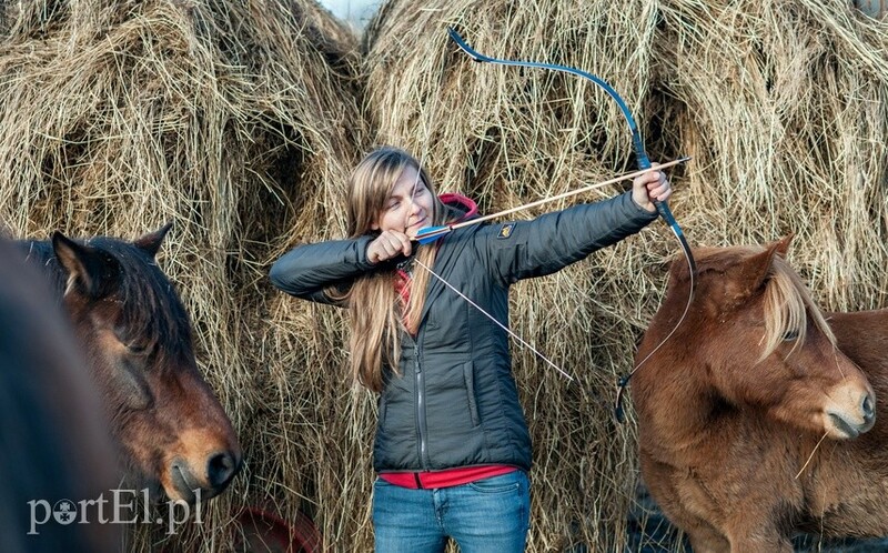Elbląg, Anna Sokólska jest mistrzynią Polski w łucznictwie konnym i najwyżej notowaną kobieta w tym sporcie na świecie Elbląg, Anna Sokólska jest mistrzynią Polski w łucznictwie konnym i najwyżej notowaną kobieta w tym sporcie na świecie