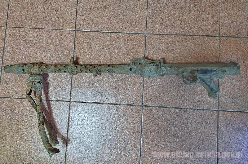 Elbląg, Kopali basen, znaleźli karabin maszynowy Elbląg, Kopali basen, znaleźli karabin maszynowy
