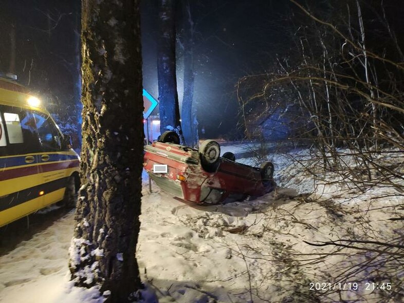 Elbląg, Dachował w rowie Elbląg, Dachował w rowie