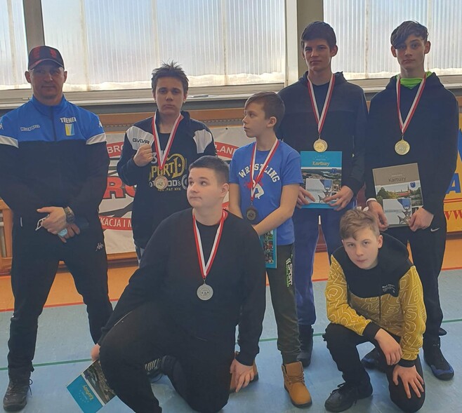 Elbląg, Zapaśnicy z kolejnymi medalami