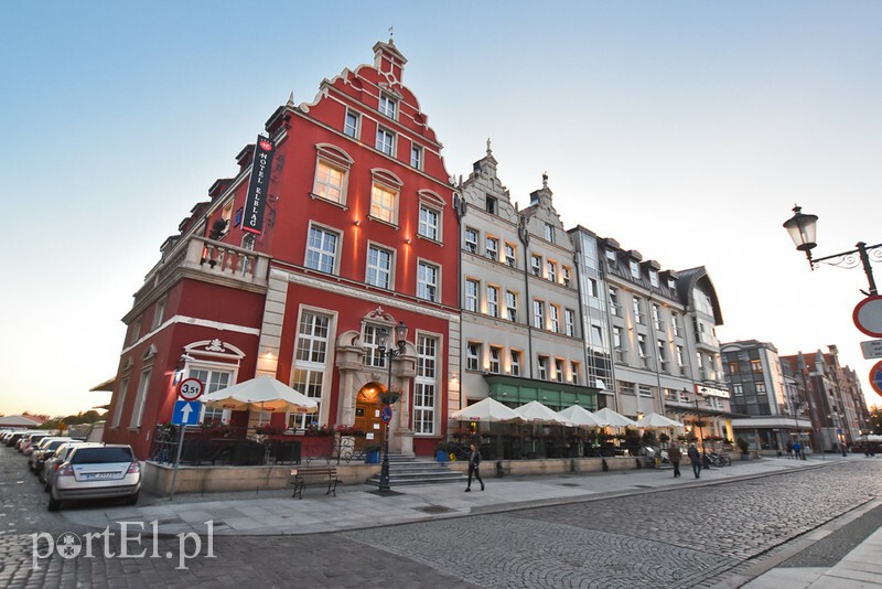 Elbląg, Wydzierżawili Hotel Elbląg