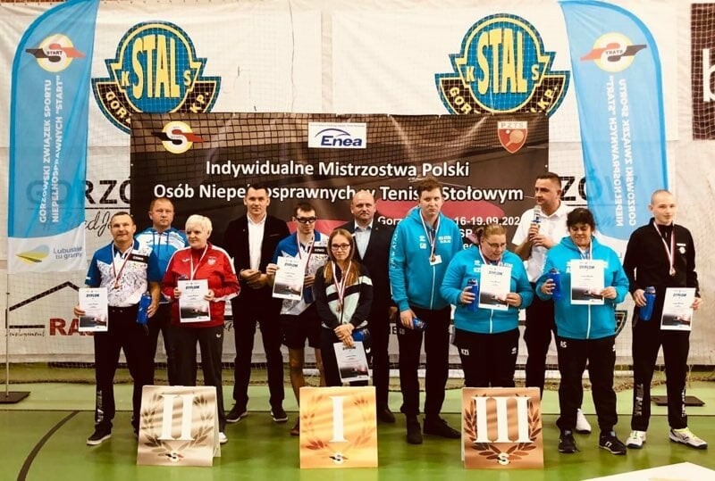 Elbląg, Tenisiści stołowi IKS Atak z medalami