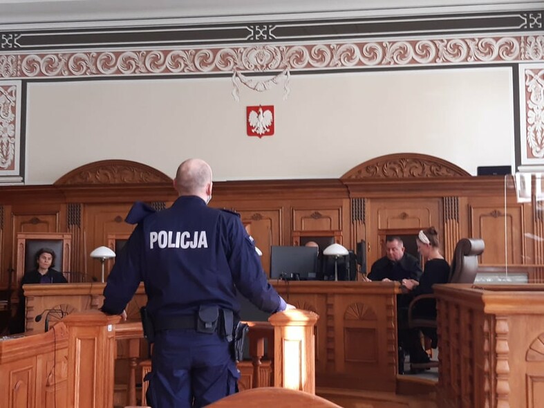 Elbląg, Przed sądem zeznawali jako świadkowie m.in. policjanci,