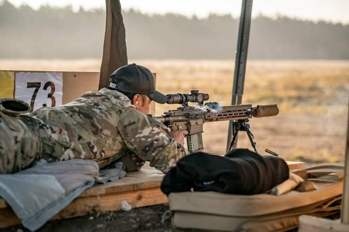 Elbląg, Zwycięstwo drużyny WOT w strzeleckim trójboju długodystansowym