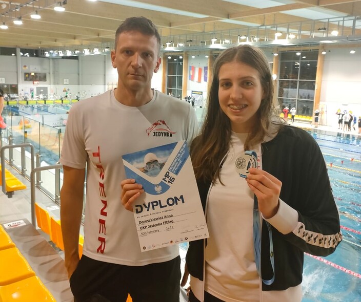 Elbląg, Srebrna żabka z „Jedynki“