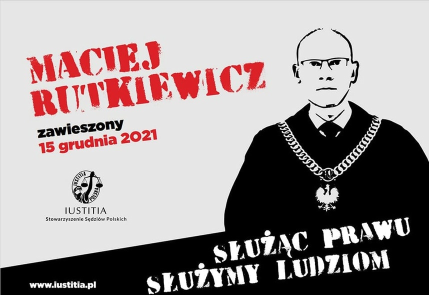 Elbląg, Na grafice sędzia Sadu Rejonowego w Elblągu Maciej Rutkiewicz zawieszony przez  izbę dyscyplinarną za stosowanie prawa europejskiego.