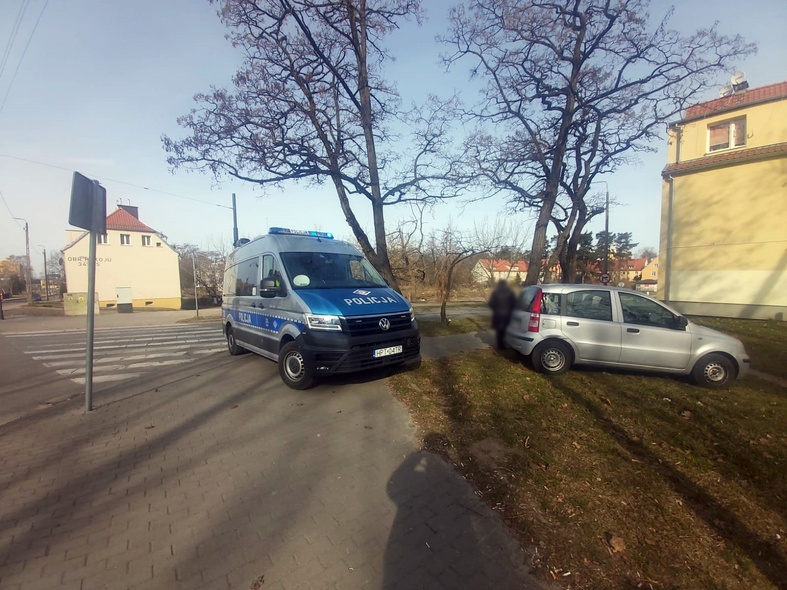 Elbląg, Na skróty po pasach. Kierująca ukarana