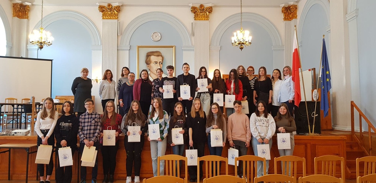 Elbląg, Międzyszkolny Konkurs „Bawmy się polszczyzną”