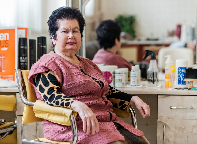 Elbląg, -  Jeśli ktoś przychodzi do mnie od 50 lat, to znaczy, że naprawdę docenia moją pracę. - mówi Regina Kraśkiewicz