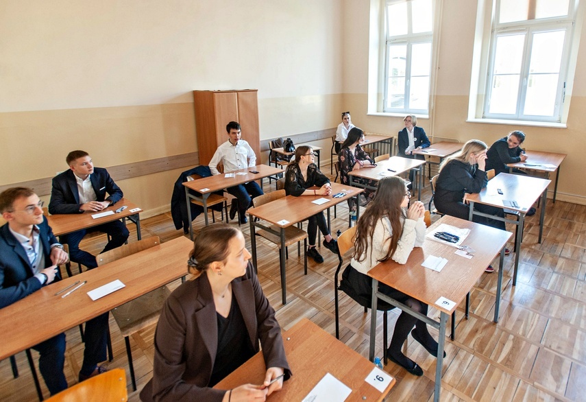 Elbląg, Matura z języka angielskiego w I LO w Elblągu,