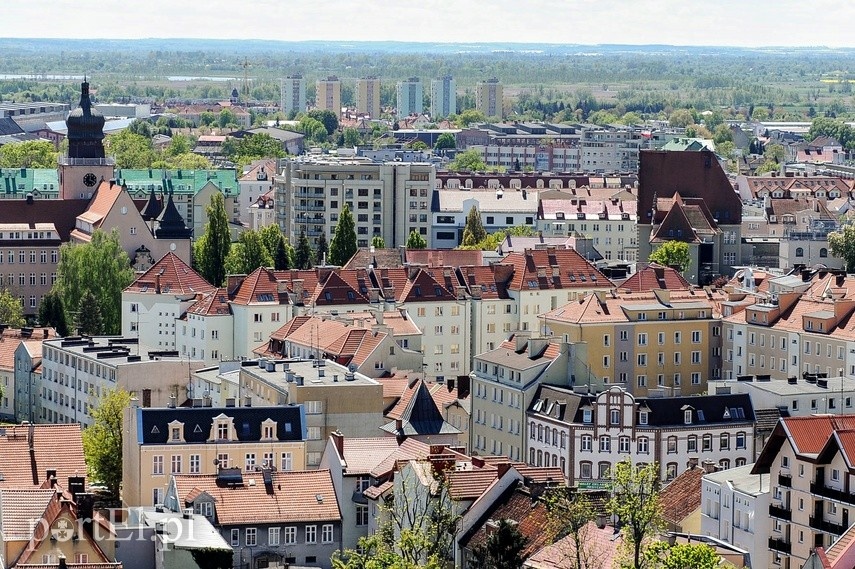 Elbląg, Władza podsumowuje pomoc