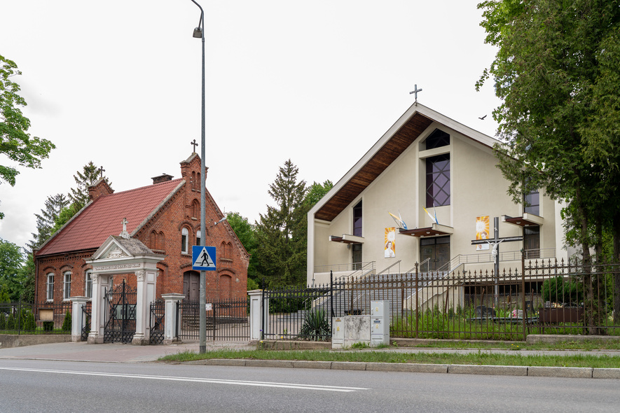 Elbląg, Autem pod samą kruchtę